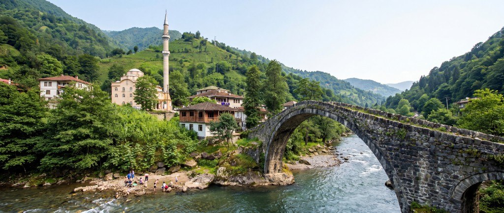 Artvin Çifteköprü tarihi taş kemer köprü ve köy manzarası