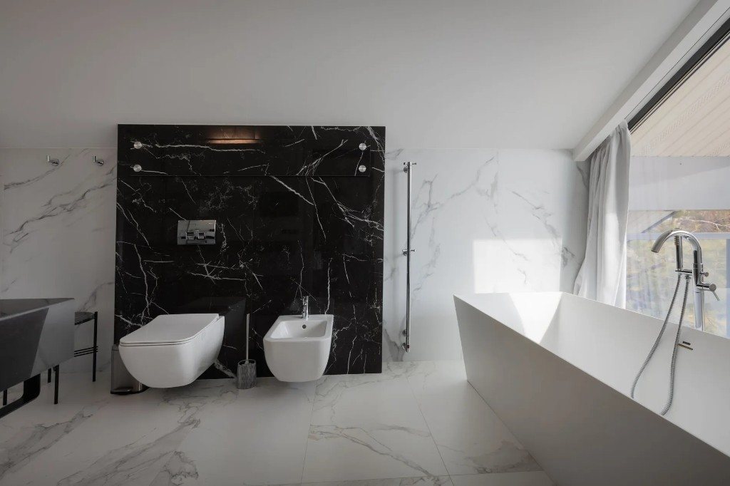Mustafa Egemen Şener — apartment he built in Ukraine (16/21)